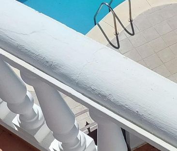 Luxury Semidetached House for rent in Estepona, Spain - Photo 2