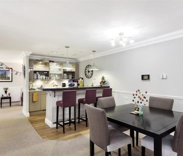 St Athelm Lodge, Wells - Photo 6