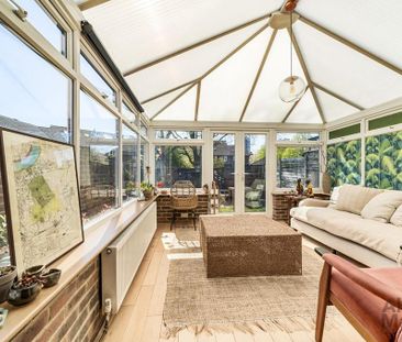 2 bedroom end of terrace house to rent - Photo 3