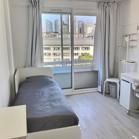 Beau studio meublé- 14.65 m²- VUE DEGAGEE - Photo 3