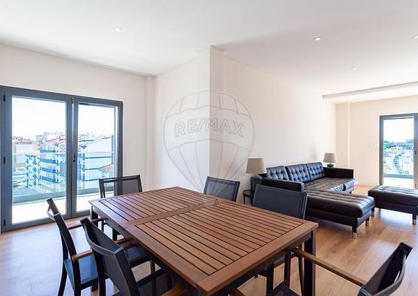 Apartamento T3 em Setúbal