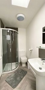 Room in a Shared House, Icknield Port Road, B16 - Photo 4