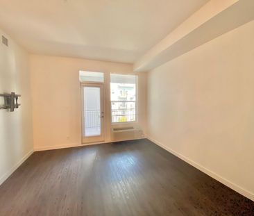 1 bed/1 bath condo in Central Green - Photo 2