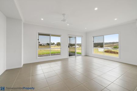 11 Aquila Drive, 4352, Meringandan West Qld - Photo 4