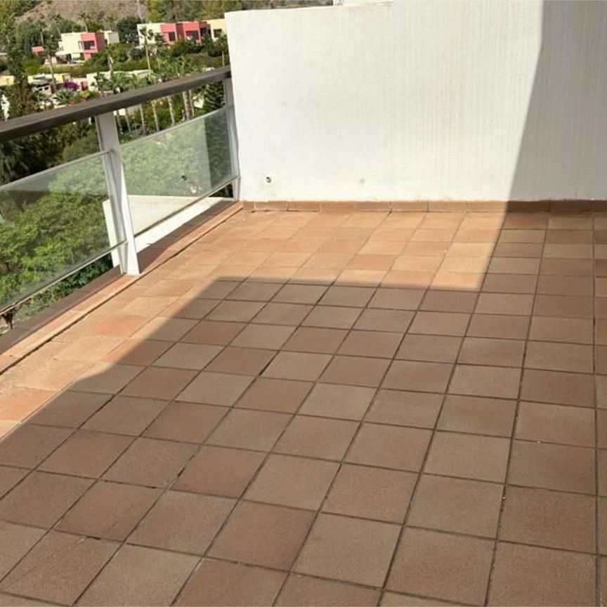 Piso de alquiler en Calle Vereda Alta del Valle, 5, Los Flamingos - Photo 1