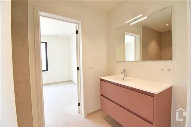 Villa te huur - Photo 1