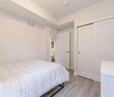 Modern Bright 1.5 Bed + 1 Bath Near Bloor and Dufferin - Photo 1