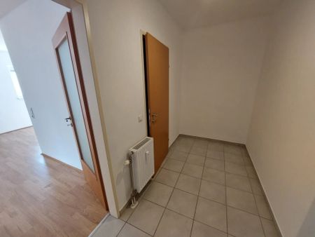 Helle 50m² Wohnung mit Loggia und Lift in Steyr Ennsleite - Photo 5