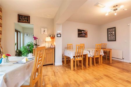 Cranny`s Lodge, Kilrane, Rosslare Harbour, Co. Wexford - Photo 3