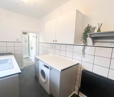 2 bed flat to rent in Gordon Road, South Shields, NE34 - Photo 2
