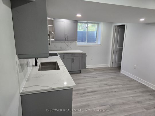 For Lease - 186 Floradale Drive Unit# 1, Mississauga, Ontario - Photo 1