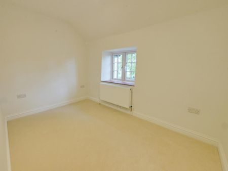 3 bedroom detached house to rent - Photo 5