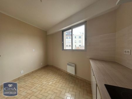Location Appartement 4 pièces 94m² BOURGES 18000 - Photo 5