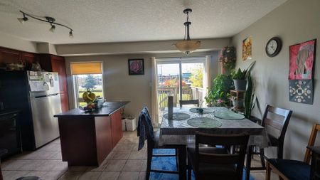 For Lease - 220 Westmeadow Drive, Kitchener, Ontario - Photo 5