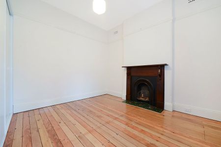 8 Mitchell Street, - Photo 5