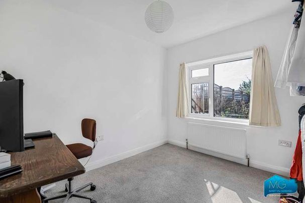 Bittacy Rise, Mill Hill, London, NW7 - Photo 1