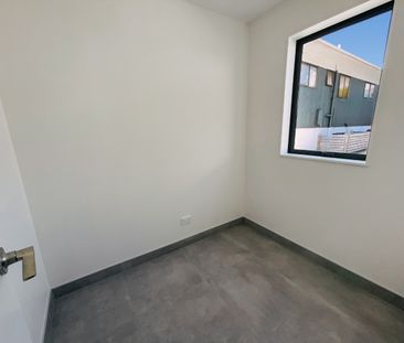 Mount Roskill - 2 Bedoom townhouse - Photo 3