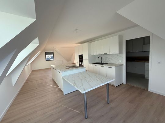 Location Appartement 4 pièces 124m² - Photo 1