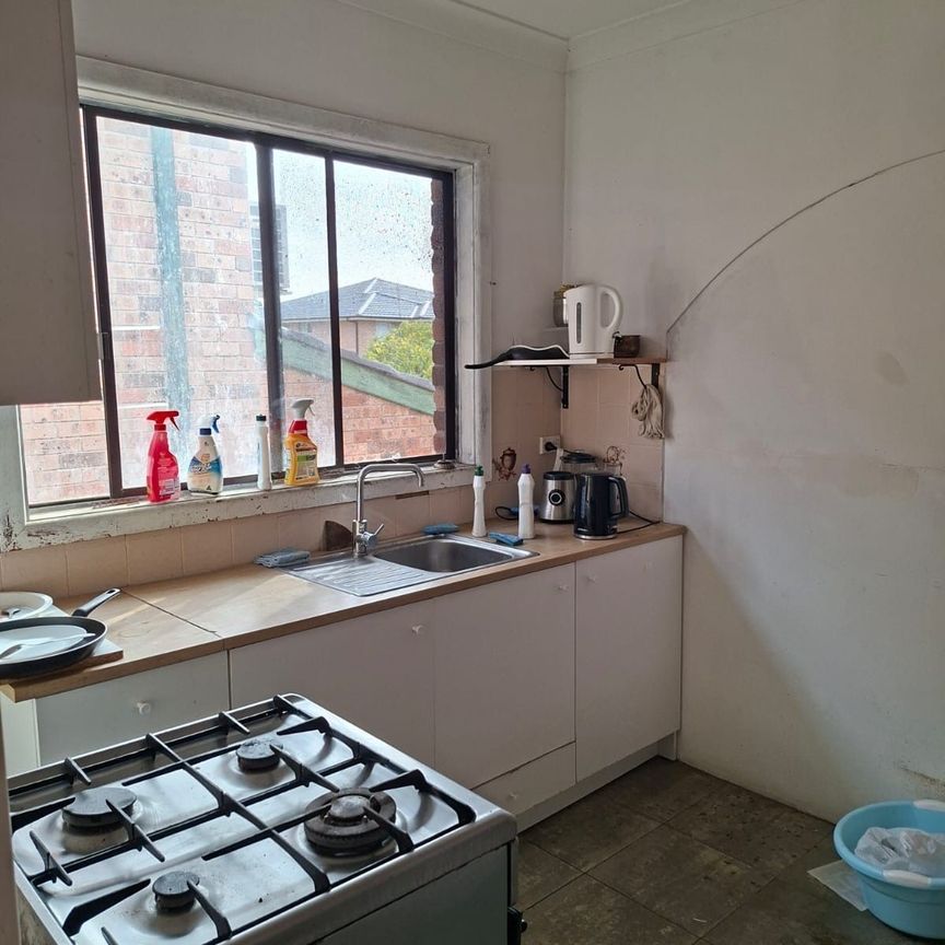 Comfortable Private Bedroom - Convenient Auburn Location - Photo 1