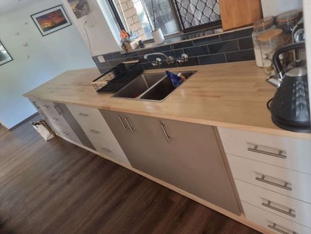 Halls Head - Photo 2