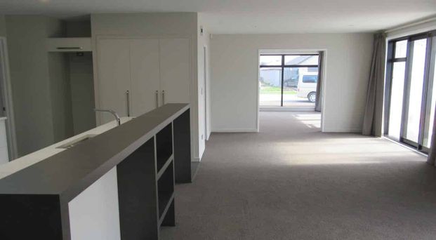 Prebbleton - Modern Family Home in Quiet Subdivision! - Photo 1