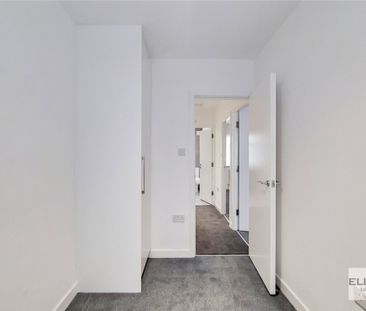 West Way, NW10, London - Photo 5