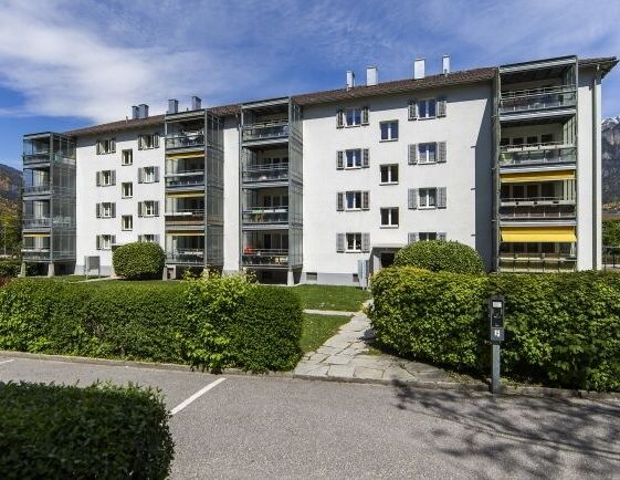 Immediately - your new home in a family neighborhood - Photo 1