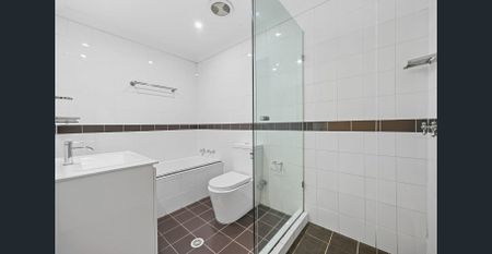 Modern Three-Bedroom Villa in Prime Girraween Location - Photo 2