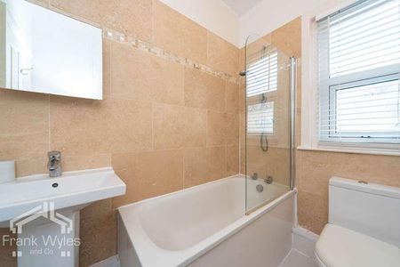 Woodlands Road, Ansdell, FY8 - Photo 2