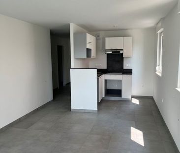 3P RECENT + CUIS EQUIPEE + PARKING - Photo 1