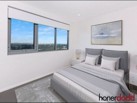 Top Floor With Enviable Views - Photo 2