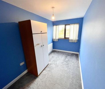 4 bedroom property to rent - Photo 5