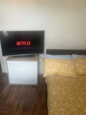 2 bedroom lodge to rent - Photo 1