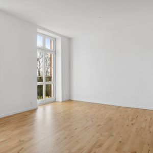 Lys 4-værelses med altan - Photo 2