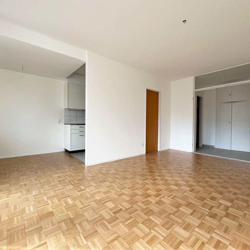 "Attraktive 3.5-Zimmer-Wohnung im Herzen von Basel" - Photo 1