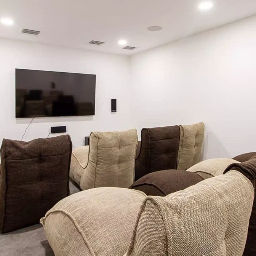 Classic Studio - Photo 1