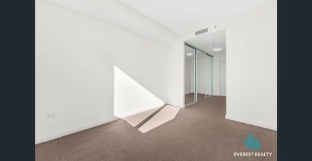 1 bed + study top level city view apartment for lease - Photo 3