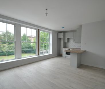 1 bedroom Apartment - Stonebank, Welwyn Garden City - Photo 1