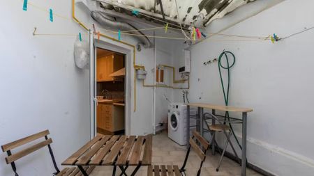 Calle de la Serrería, Valencia, Valencian Community 46022 - Photo 2