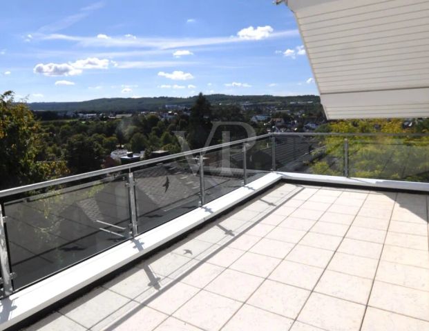 3-Zimmer Wohntraum mit phantastischem Blick in beliebter, ruhiger Wohnlage - Photo 1