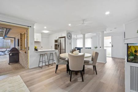 Private Low Set Home in a Peaceful, Secure Estate - Photo 5