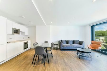 2 bedroom apartment - Photo 2