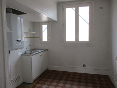 RUE DE CHEVIGNE, Reims - Photo 2