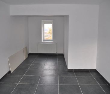 LANDELIJKE EN GEZELLIGE WONING MET 3 SLPK EN LEUKE ONDERHOUDSVRIEND... - Photo 4