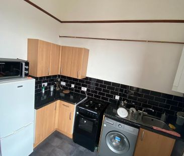 1 bedroom flat to rent - Photo 6