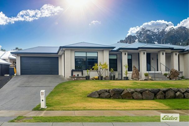 Modern Coastal Living at Its Finest - Photo 1