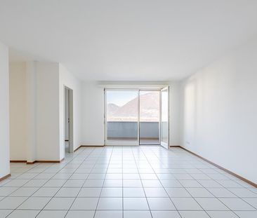 3.5 LOCALI CON VISTA LAGO A SAN NAZZARO - Photo 2