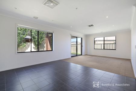 37 Daintree Way, 3690, West Wodonga Vic - Photo 4