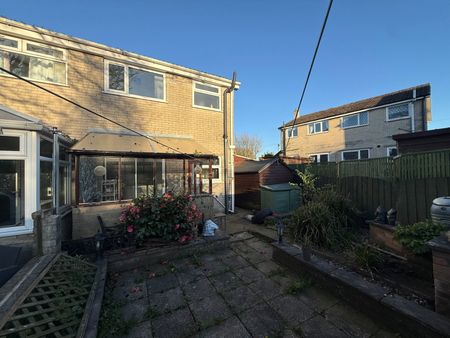 Towngate, Thurlstone, Sheffield, S36 9RH - Photo 4
