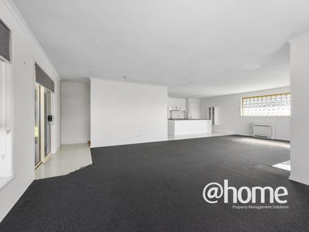 Beauty on Bordin - Photo 4